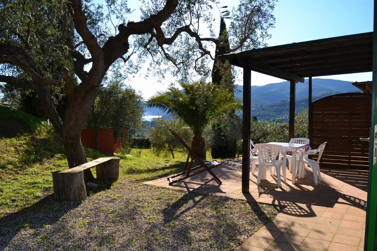 Aparthotel Il Poggio Marcuccio Lacona Exterior foto