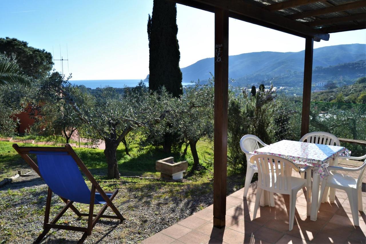 Aparthotel Il Poggio Marcuccio Lacona Exterior foto